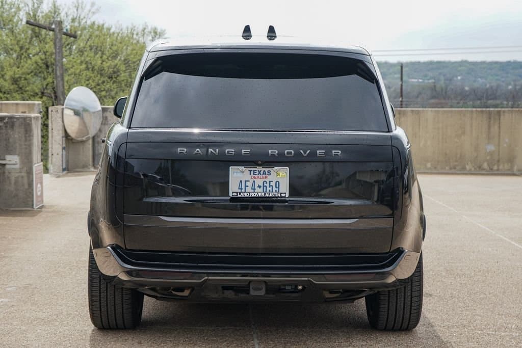 2020 Land Rover Range Rover Velar - Image 8