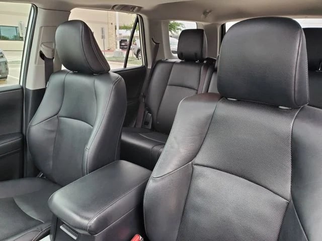 2020 Toyota 4Runner - Image 11