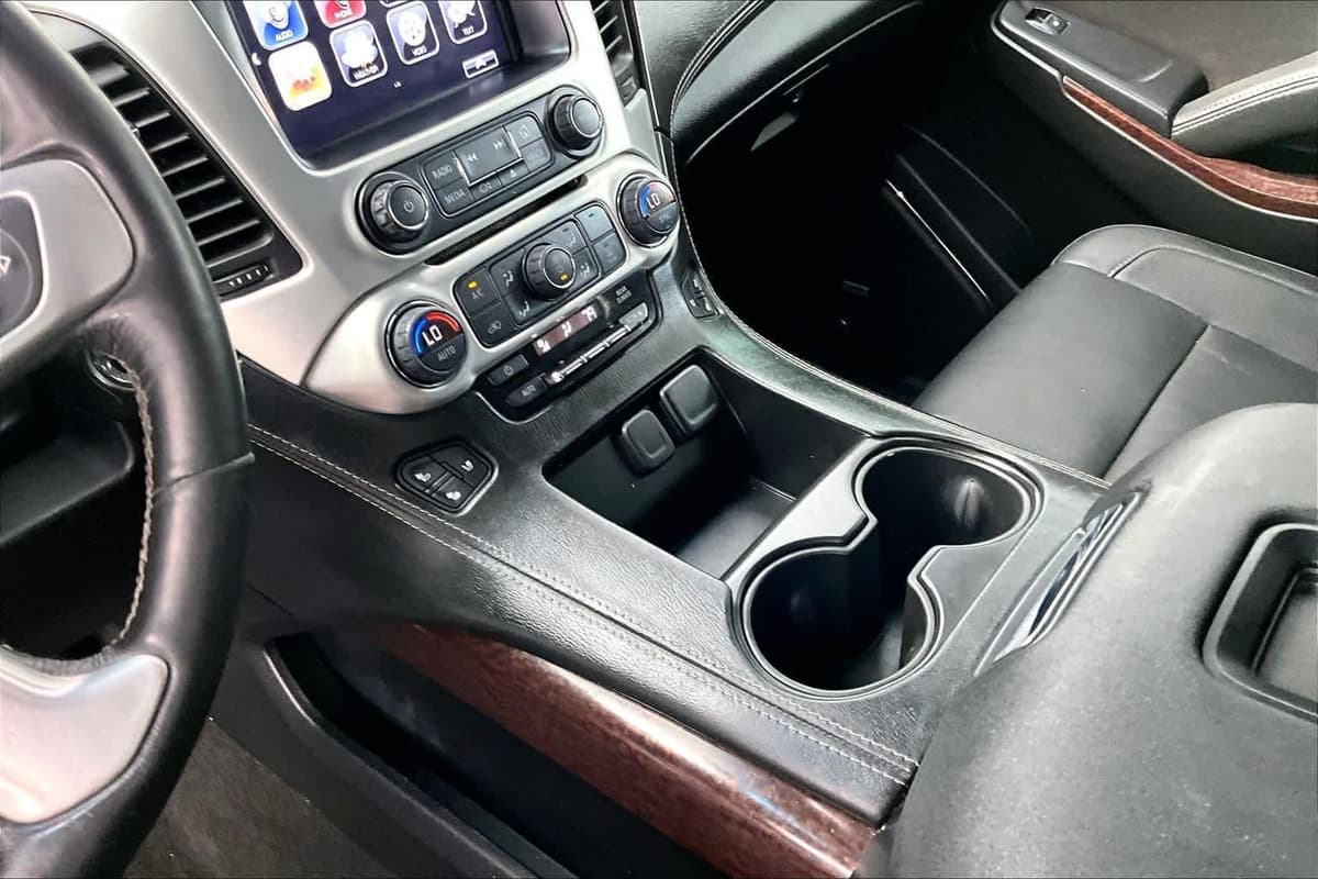 2018 GMC Yukon - Image 17