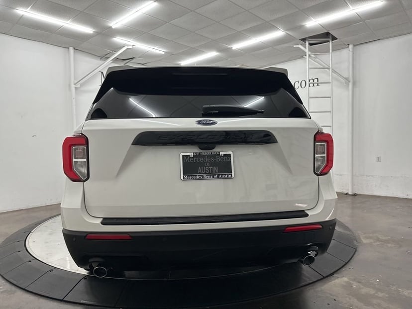 2022 Ford Explorer - Image 6