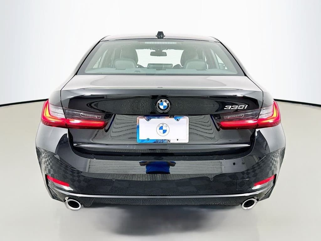 2026 BMW 3 Series - Image 6