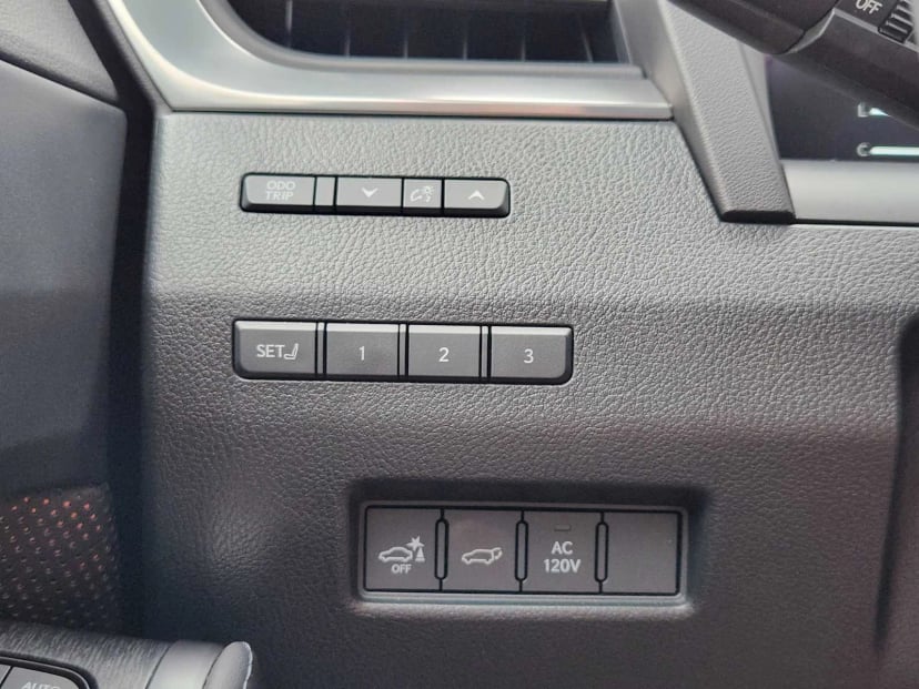 2024 Lexus GX 550 - Image 14