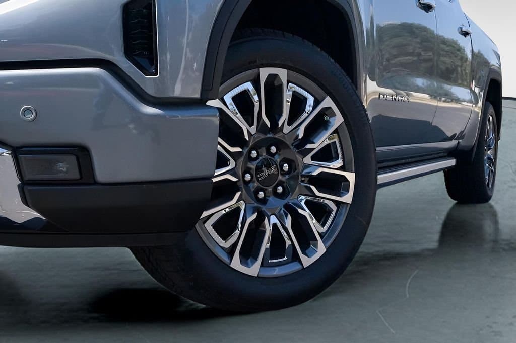 2025 GMC Sierra 1500 - Image 29