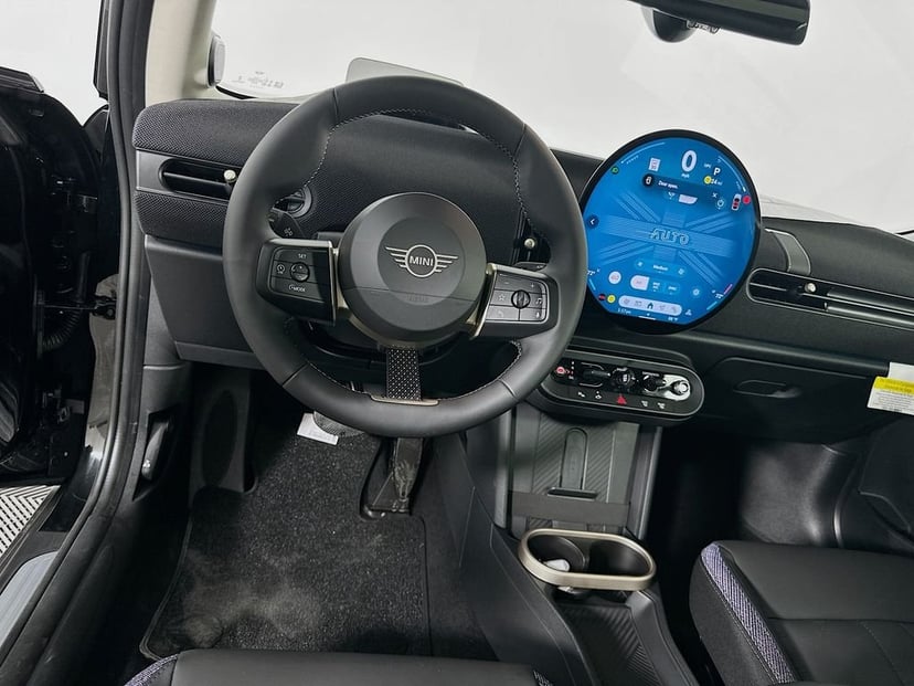 2025 MINI Cooper S - Image 18