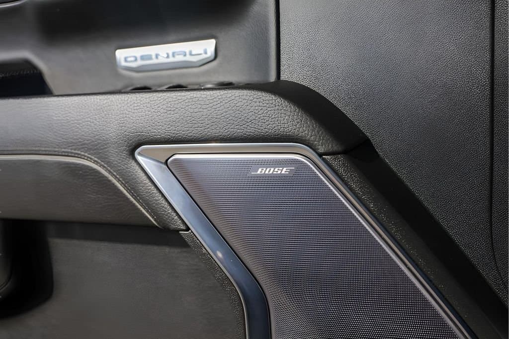 2023 GMC Sierra 1500 - Image 24