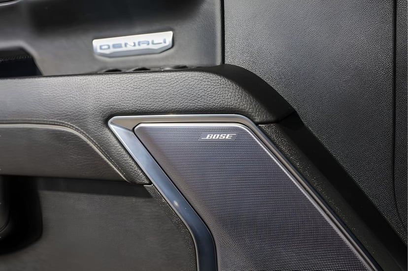 2023 GMC Sierra 1500 - Image 24