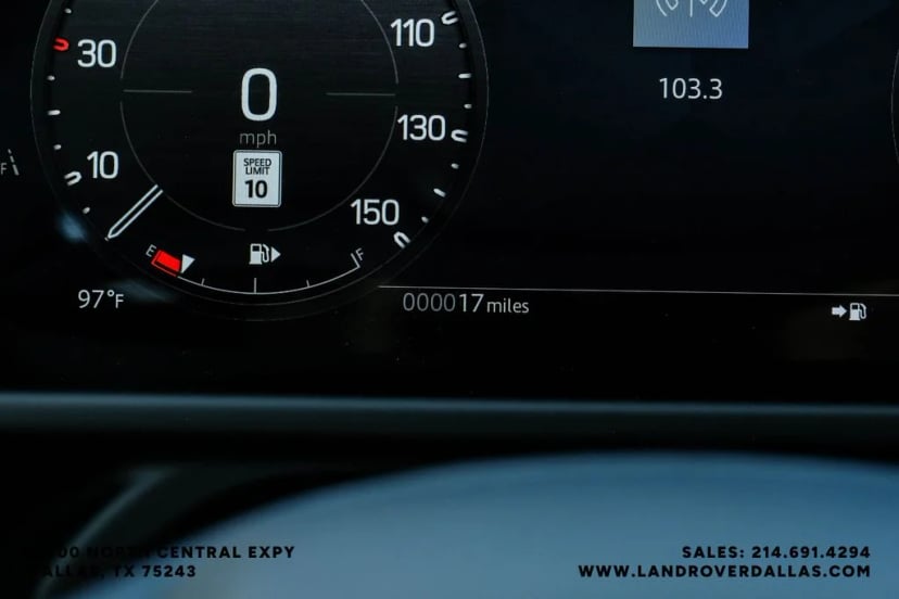 2026 Land Rover Defender 110 - Image 21