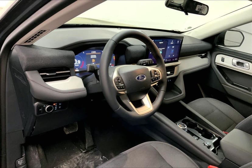 2026 Ford Explorer - Image 7