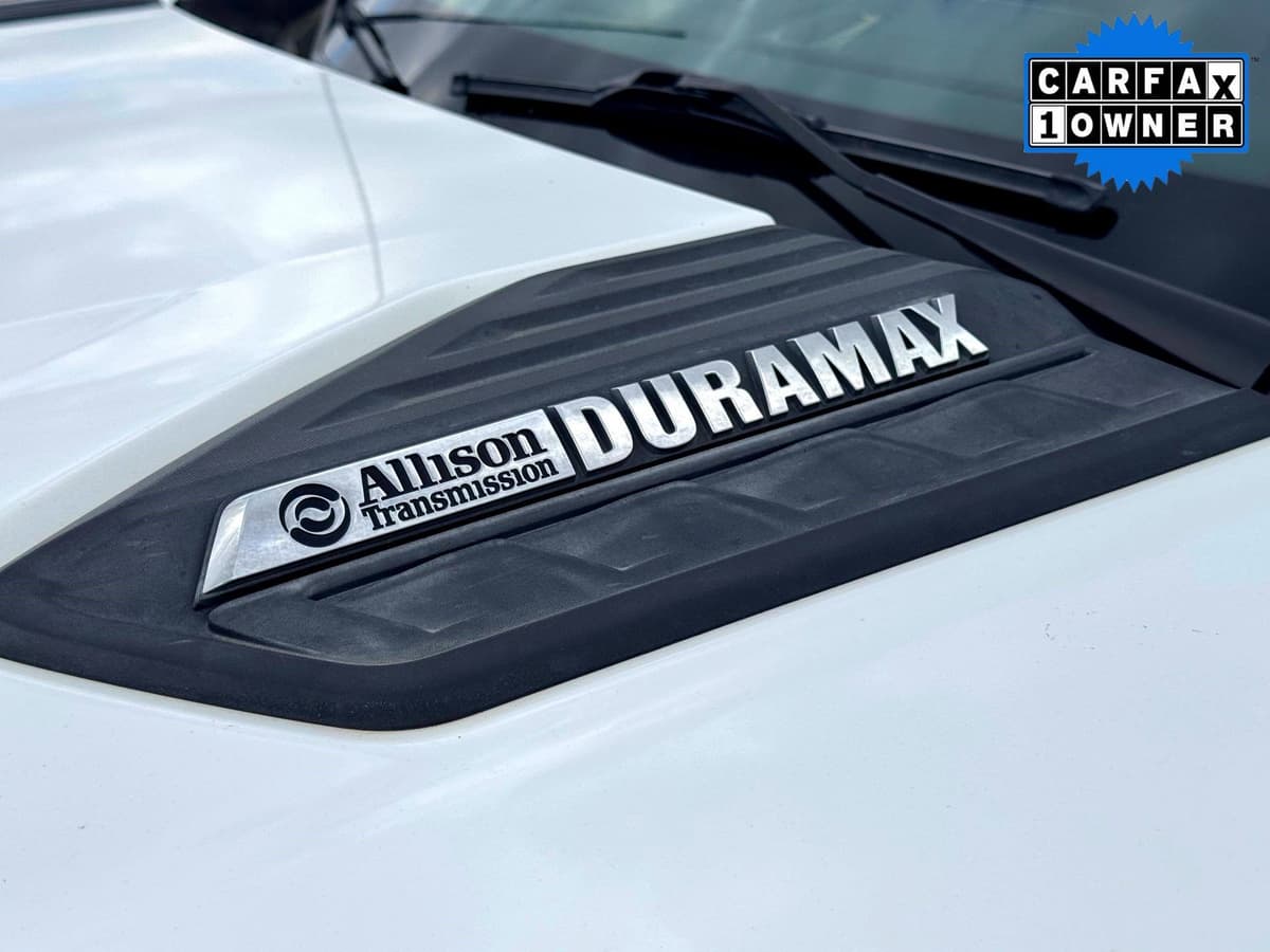 2022 Chevrolet Silverado 2500Hd - Image 3