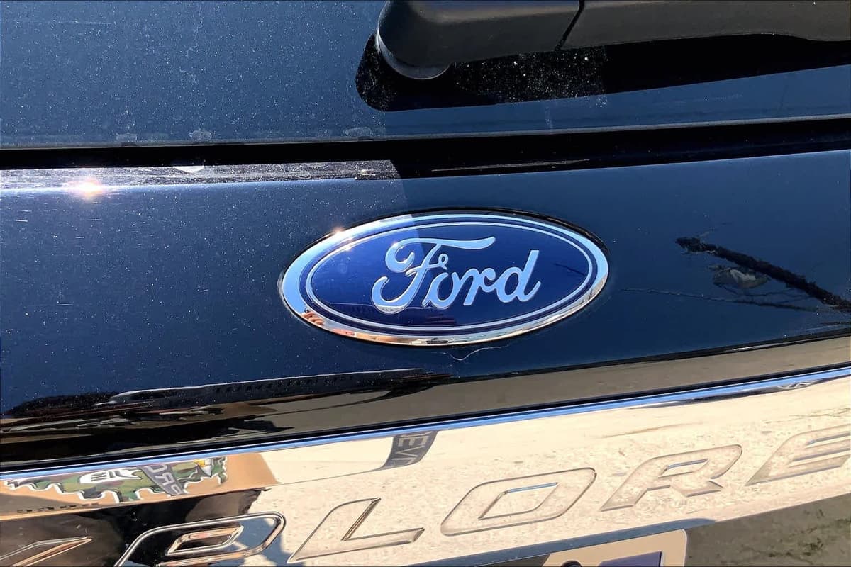 2023 Ford Explorer - Image 29