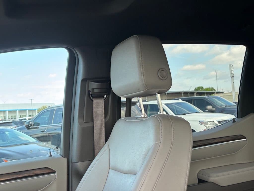 2025 GMC Sierra 1500 - Image 12