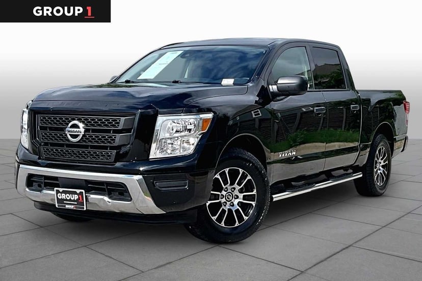 2022 Nissan Titan - Image 1