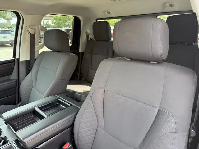 2024 Toyota Tundra - Image 12