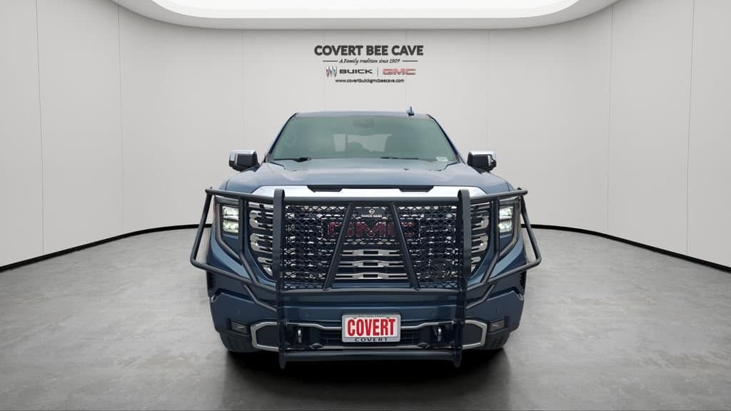 2024 GMC Sierra 1500 - Image 2