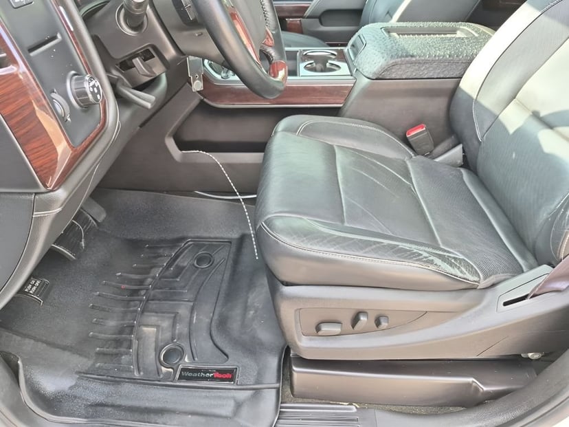 2016 Chevrolet Silverado 3500HD - Image 34