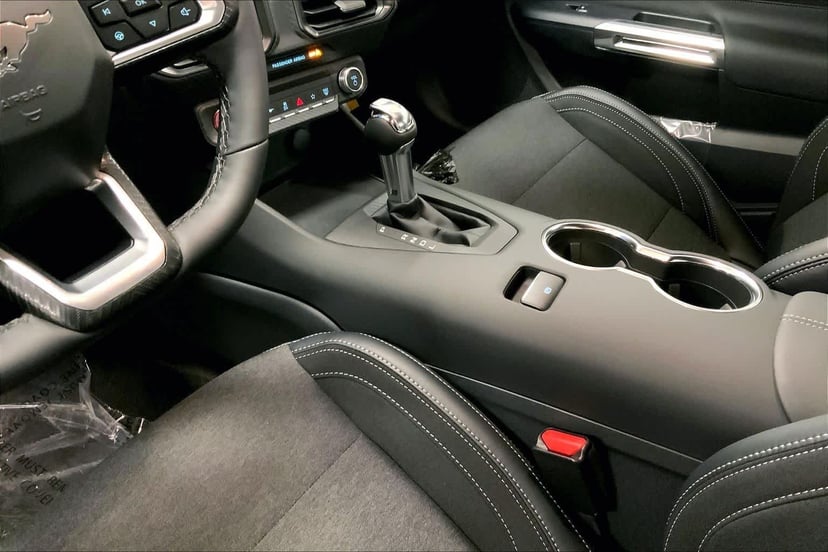 2026 Ford Mustang - Image 6