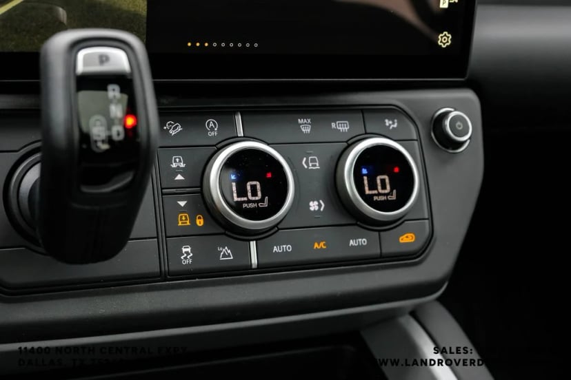 2026 Land Rover Defender 110 - Image 28