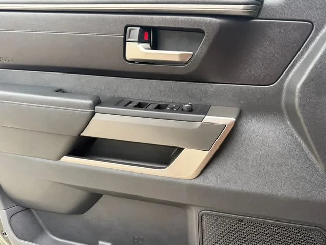 2024 Toyota Tundra - Image 23
