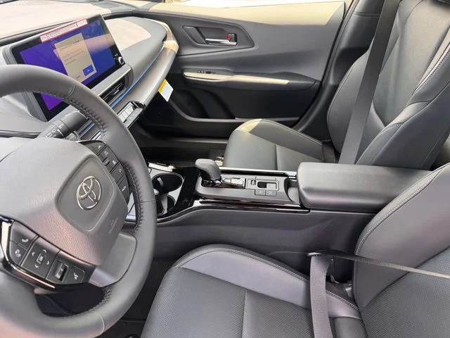 2026 Toyota Prius - Image 10