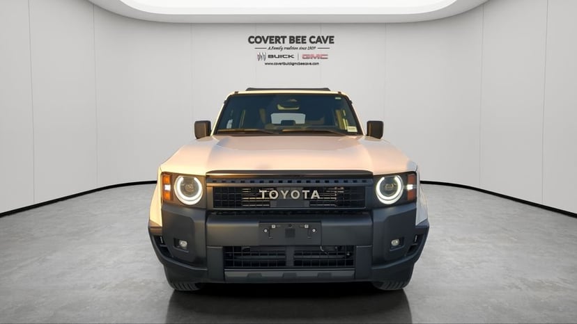 2025 Toyota Land Cruiser - Image 2
