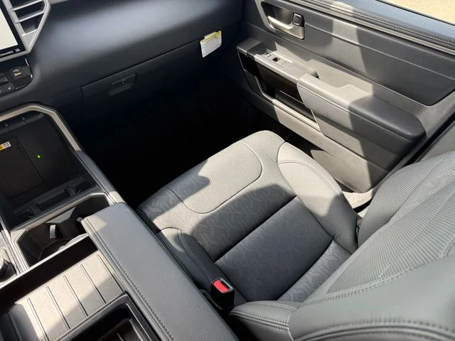 2024 Toyota Tundra Hybrid - Image 27