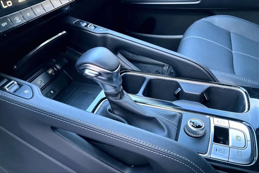2022 Kia Telluride - Image 17