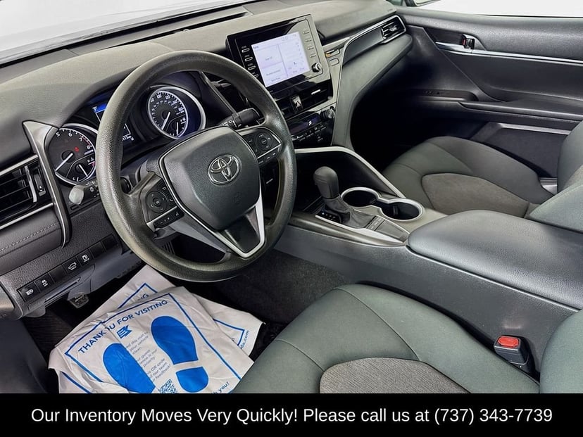 2022 Toyota Camry - Image 4