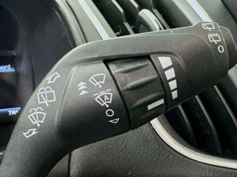 2022 Ford Edge - Image 15