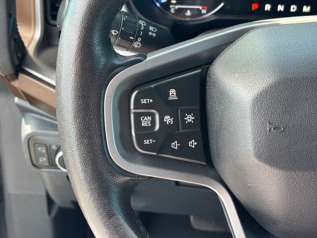 2023 Ford Bronco - Image 16