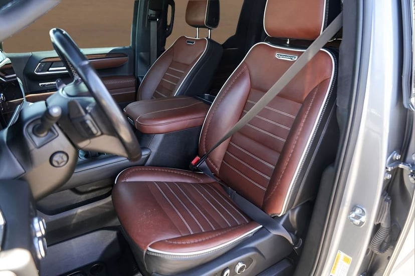 2023 GMC Sierra 1500 - Image 7