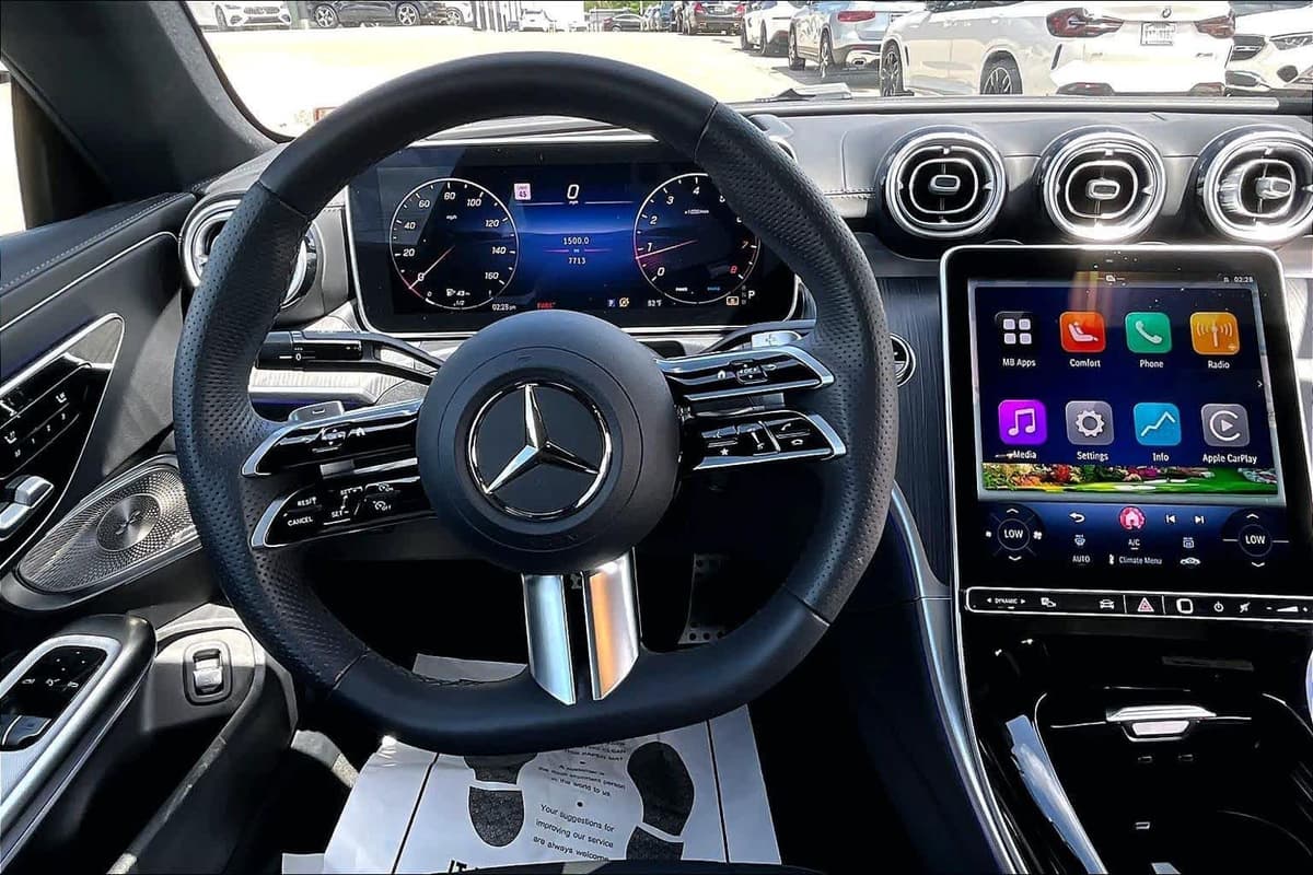 2025 Mercedes-Benz CLE 450 - Image 6