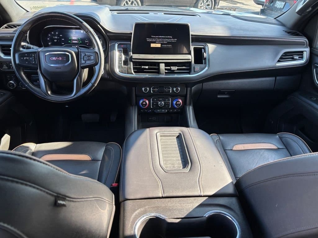 2022 GMC Yukon - Image 27