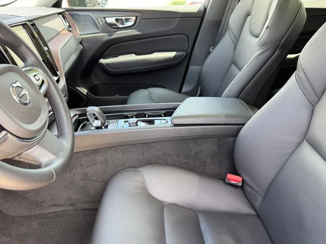 2024 Volvo XC60 - Image 11