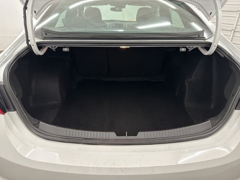 2023 Chevrolet Malibu - Image 22