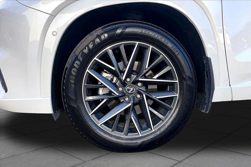 2024 Lexus TX 350 - Image 11