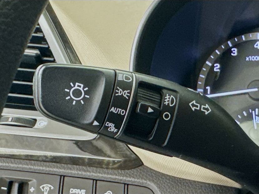 2018 Hyundai Santa Fe Sport - Image 13