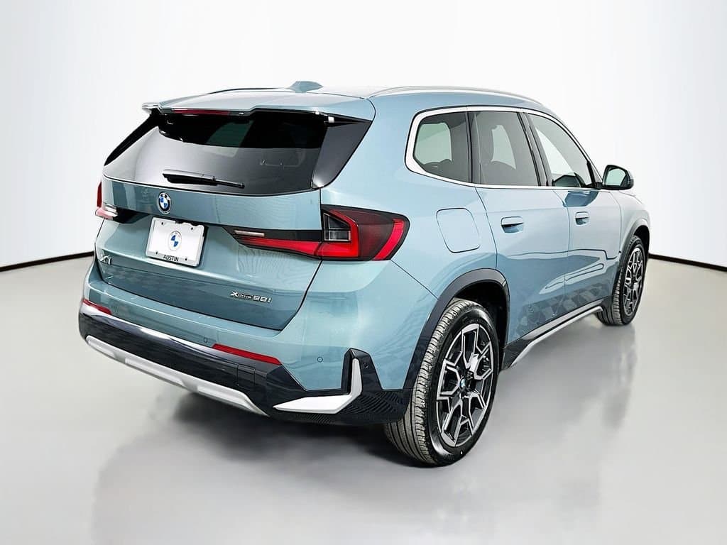 2025 BMW X1 - Image 5