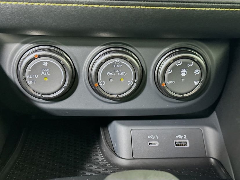2023 Nissan Z - Image 16