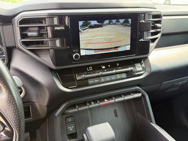 2024 Toyota Tundra - Image 18
