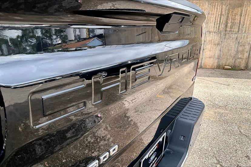 2020 Chevrolet Silverado 1500 - Image 31