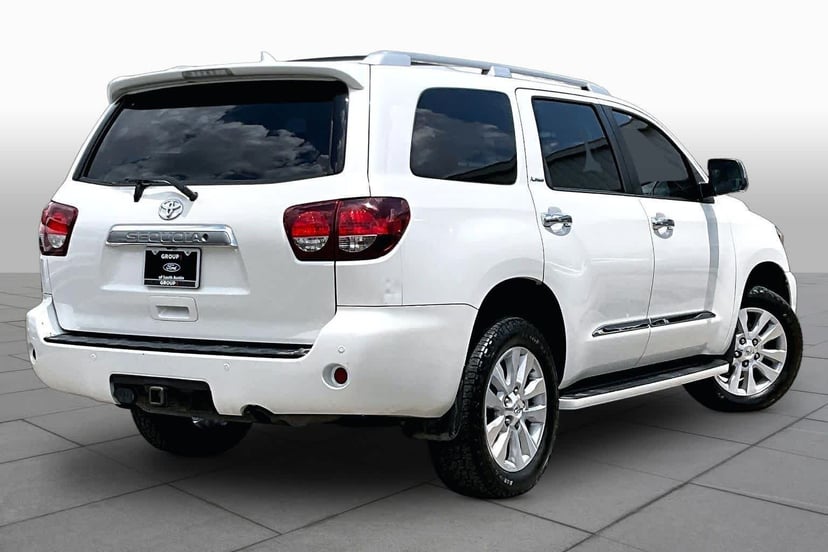 2019 Toyota Sequoia - Image 7