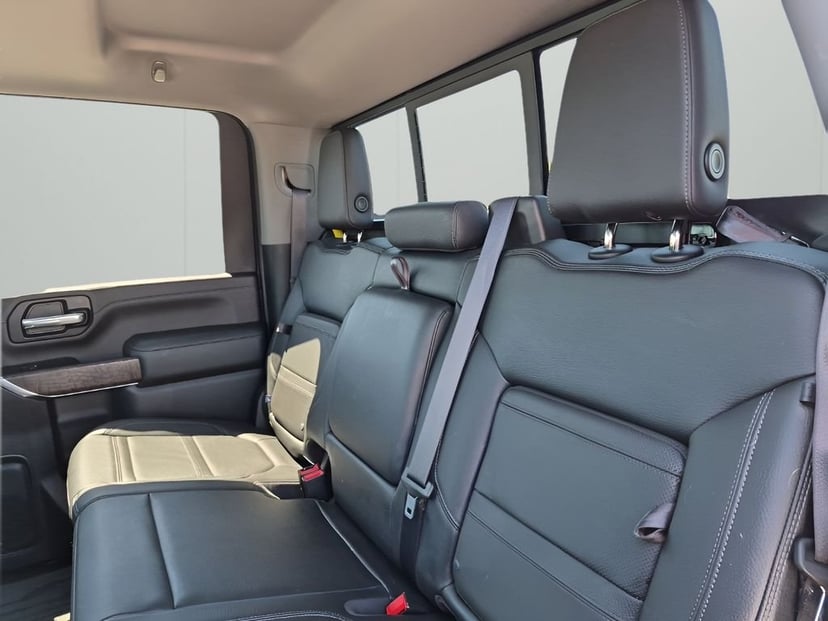 2022 GMC Sierra 2500HD - Image 19