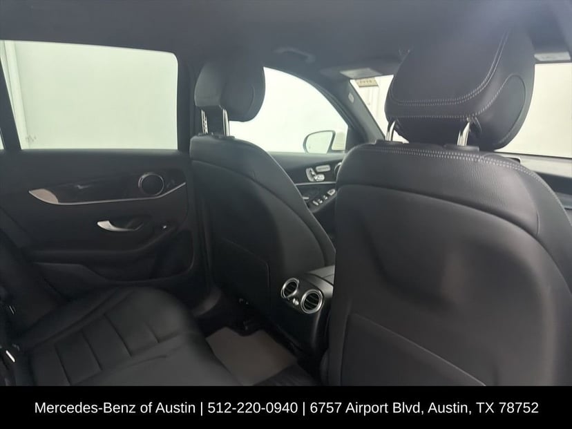 2022 Mercedes-Benz GLC - Image 26