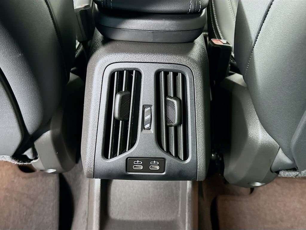 2026 BMW X1 - Image 18