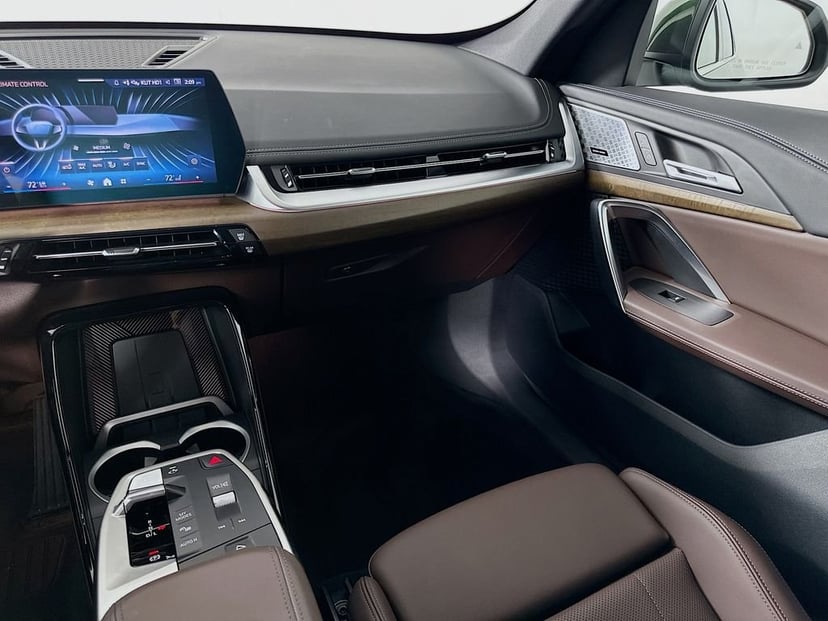 2025 BMW X1 - Image 24