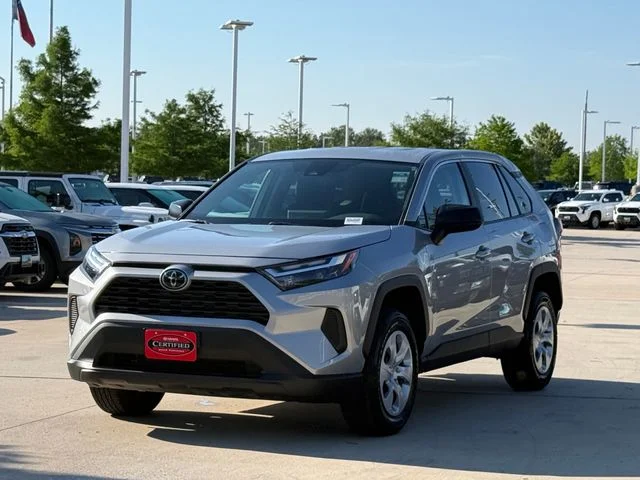 2025 Toyota RAV4 - Image 7