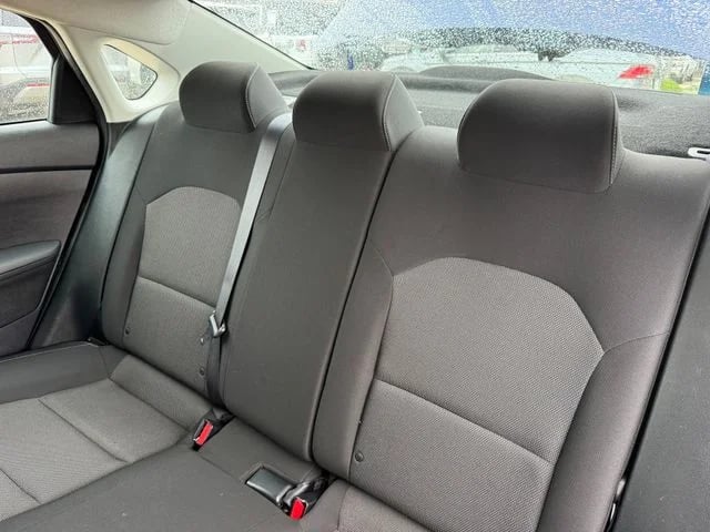 2023 Kia Forte - Image 27
