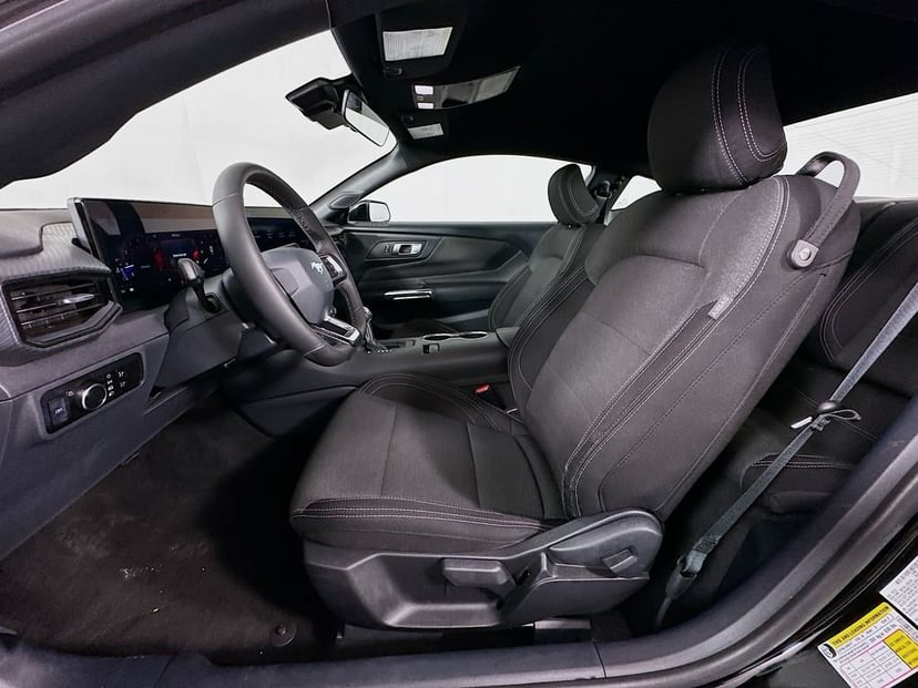 2024 Ford Mustang - Image 20