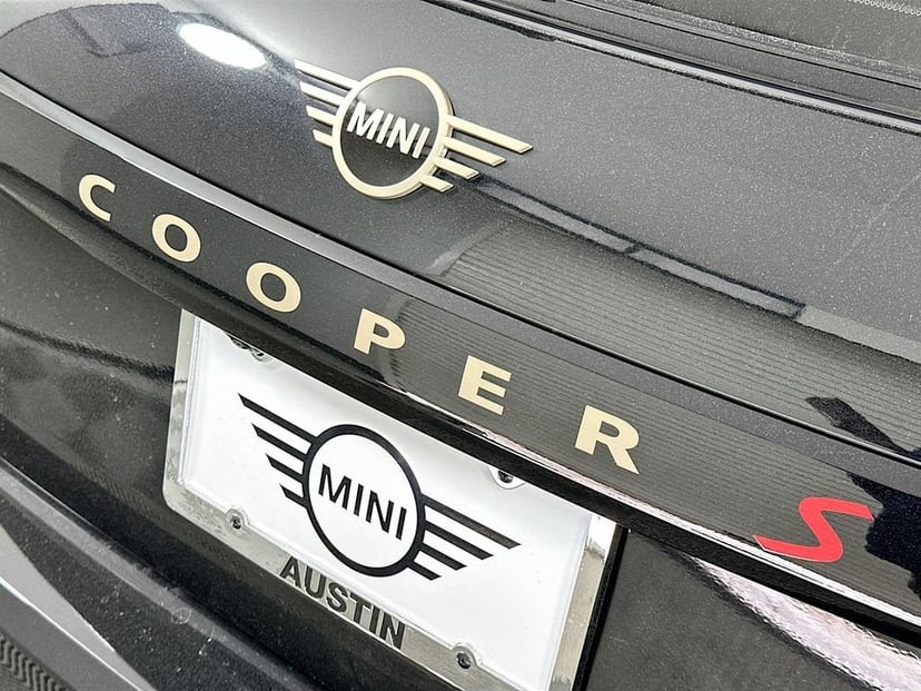 2026 MINI 2 Door - Image 21
