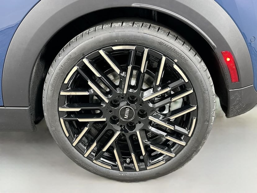 2026 MINI 2 Door - Image 22